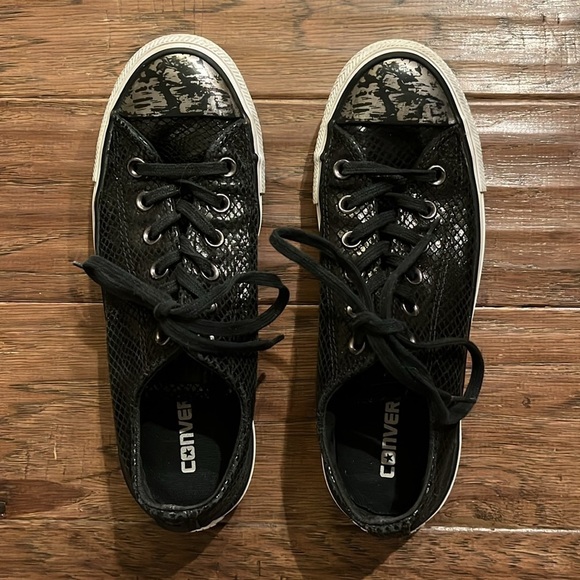 Converse Women's Black Sneakers - Picture 2 of 7